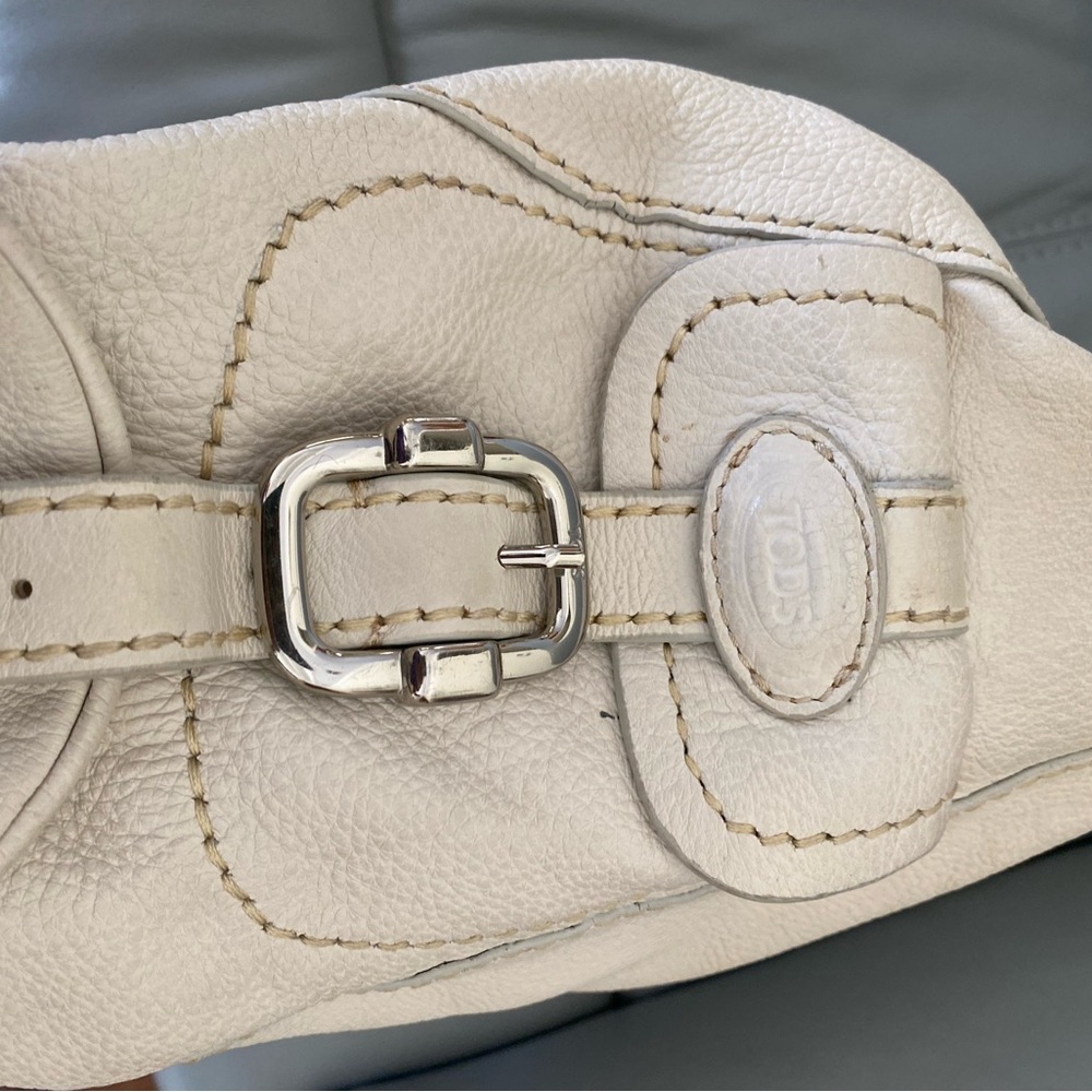 Tod's Cream Leather Hobo Bag with Silver Hardware - Picture 11 of 13